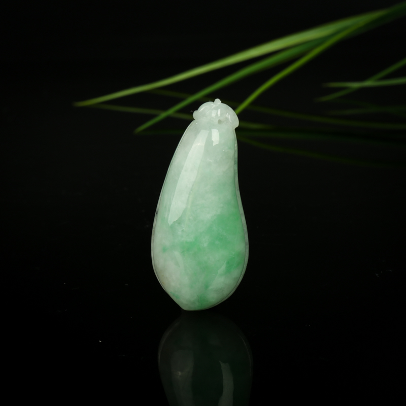 豆种飘翠翡翠福瓜吊坠-红掌柜
