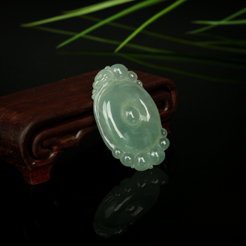 天然糯种灰绿翡翠福贝吊坠-红掌柜