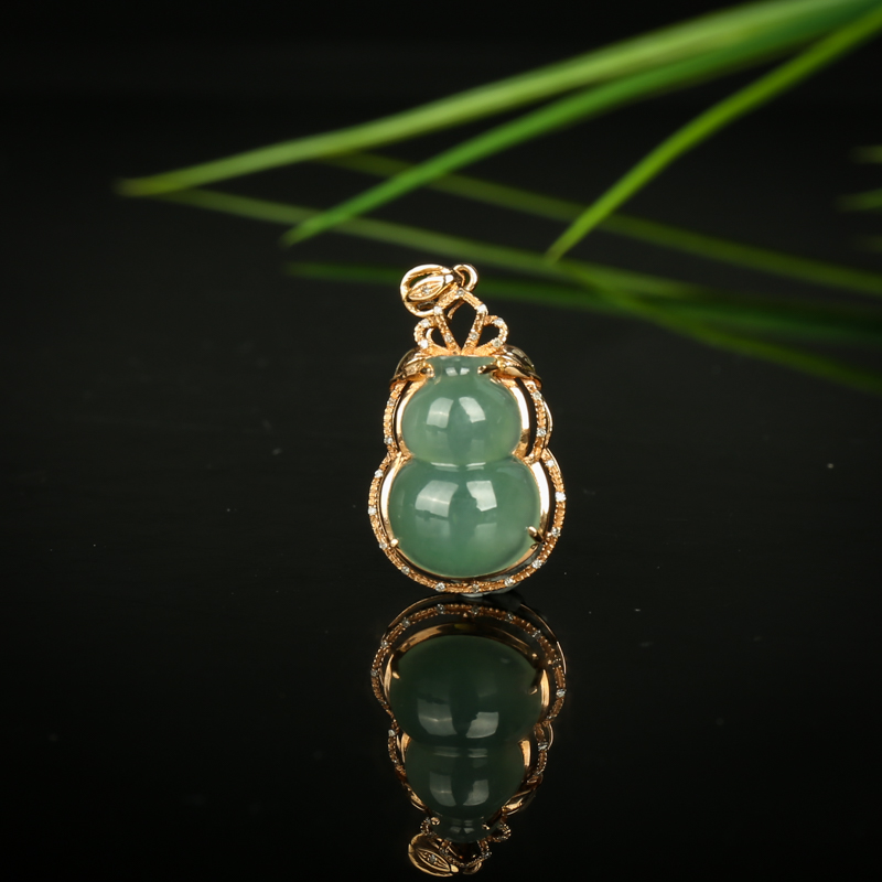 18k糯种灰绿翡翠葫芦吊坠-红掌柜