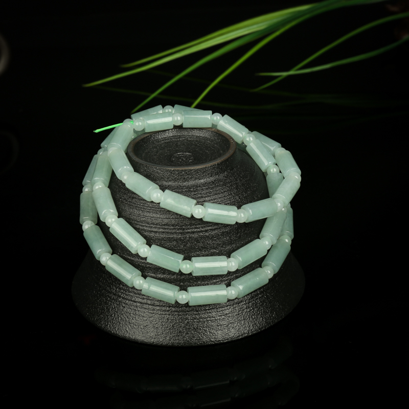 糯冰种灰绿翡翠多圈手串-红掌柜