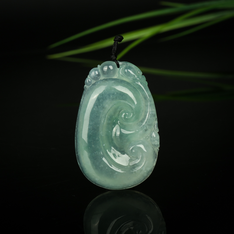 糯种浅绿翡翠如意吊坠-红掌柜