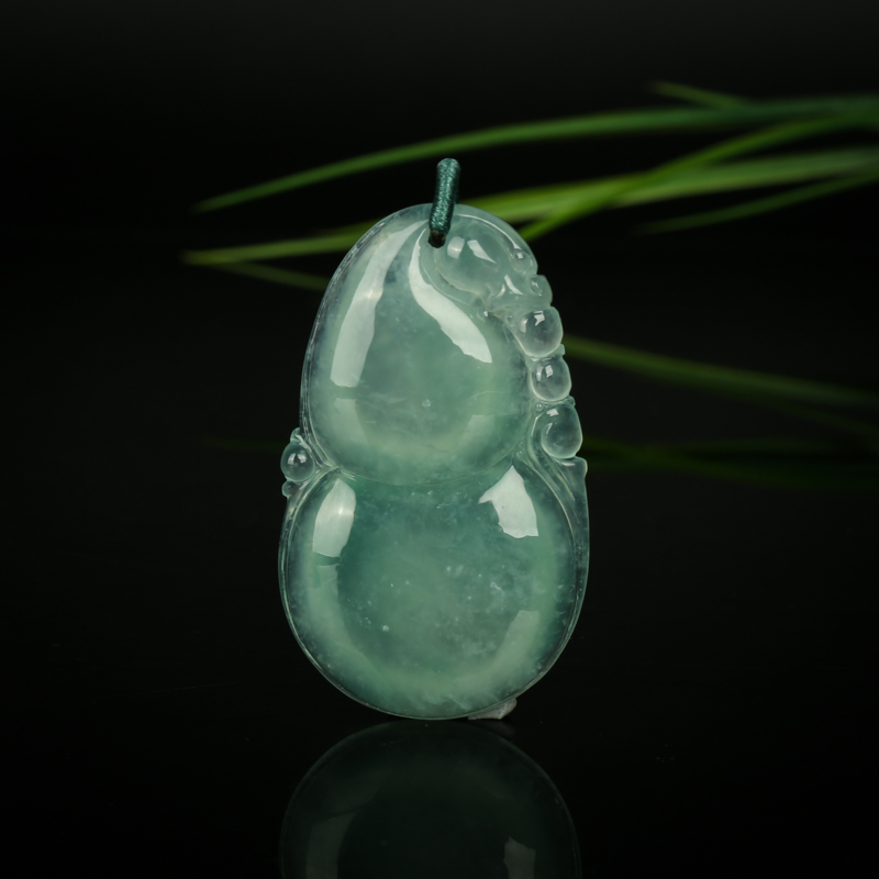 糯种浅绿翡翠福禄吊坠-红掌柜