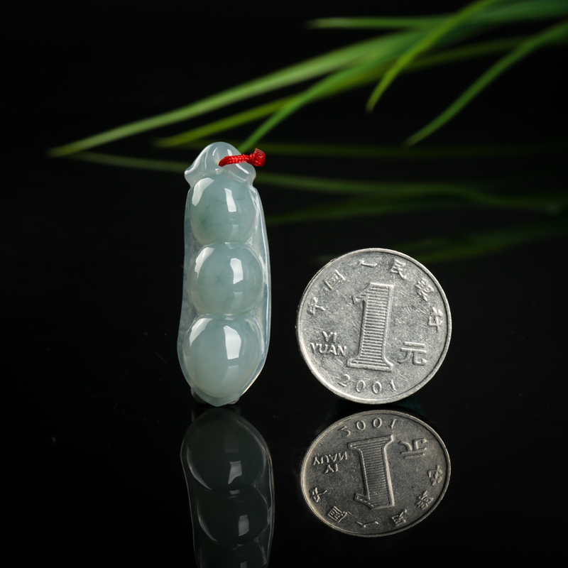 天然飘花翡翠吊坠-红掌柜