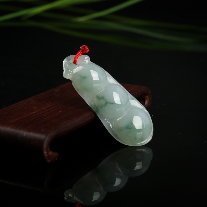 天然飘花翡翠连中三元吊坠-红掌柜
