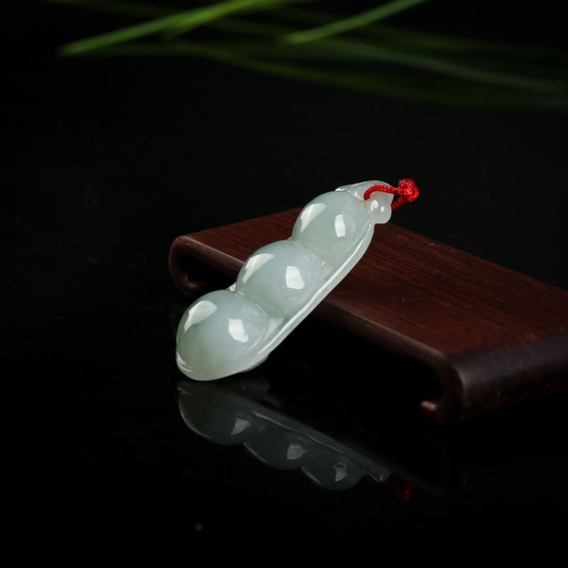 天然翡翠连中三元吊坠-红掌柜