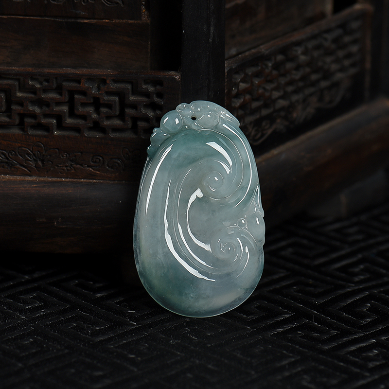 糯种飘花翡翠如意吊坠-红掌柜