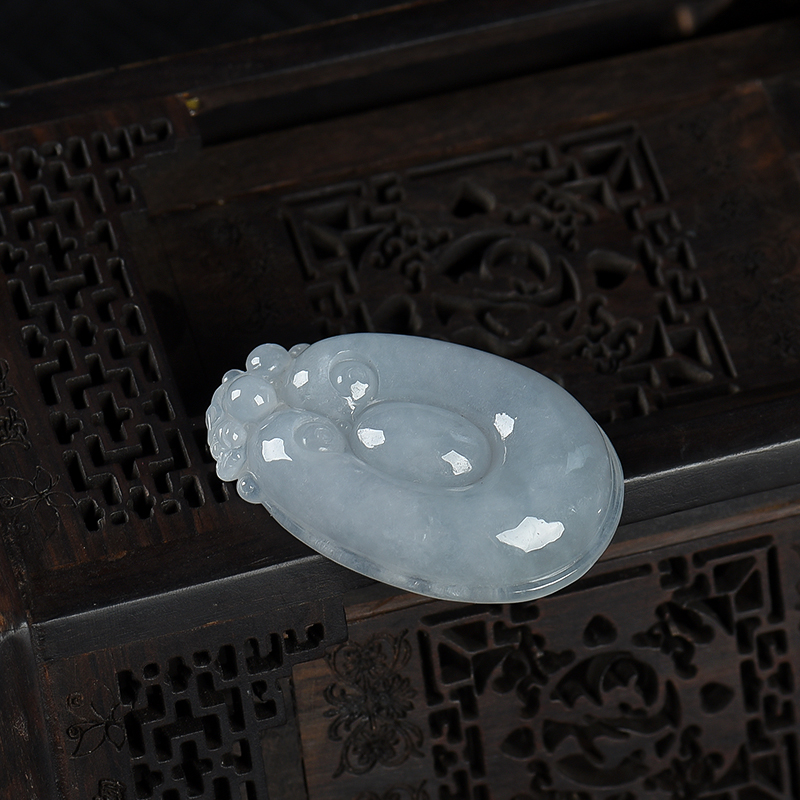 天然翡翠福贝吊坠-红掌柜