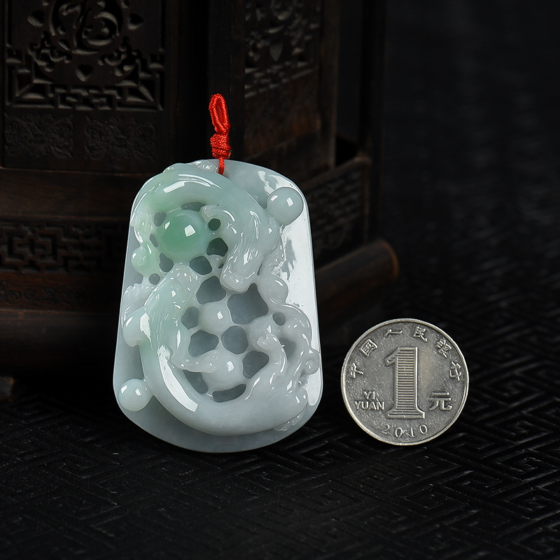 缅甸天然翡翠双龙戏珠吊坠-红掌柜