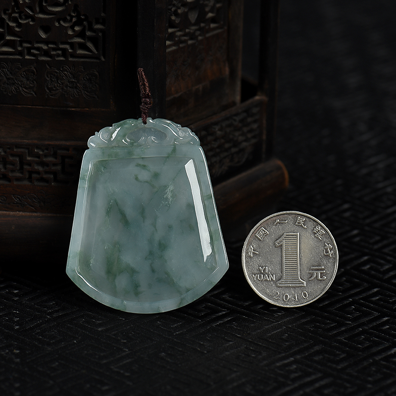 缅甸天然翡翠无事牌吊坠-红掌柜