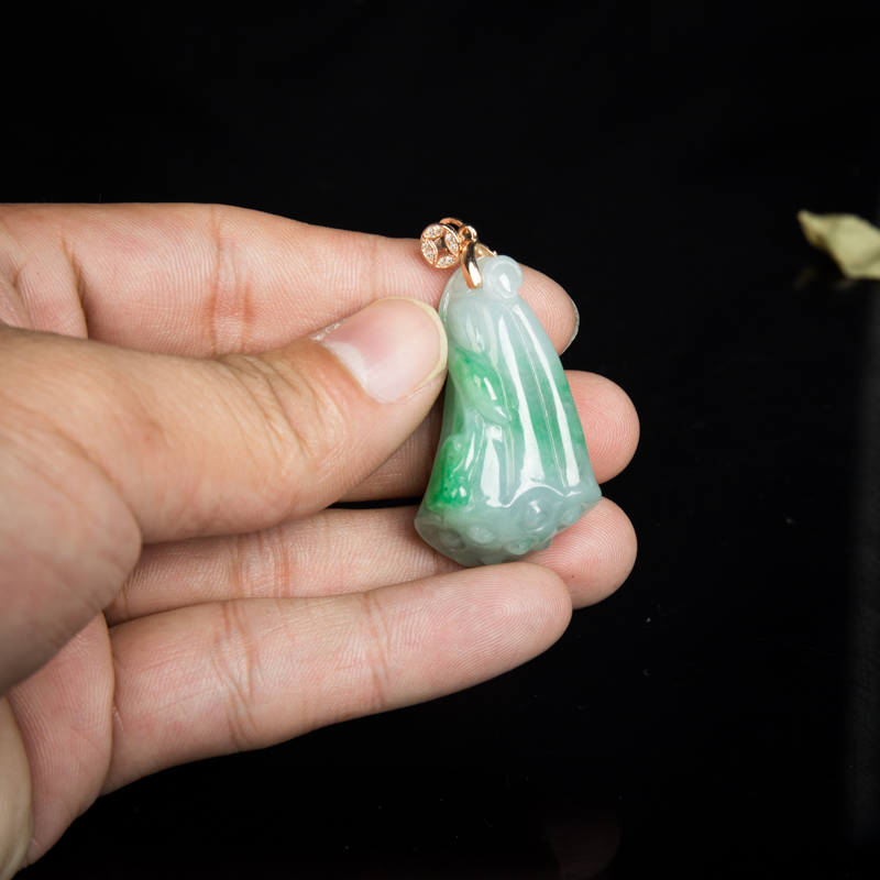 天然翡翠多子多福吊坠-红掌柜