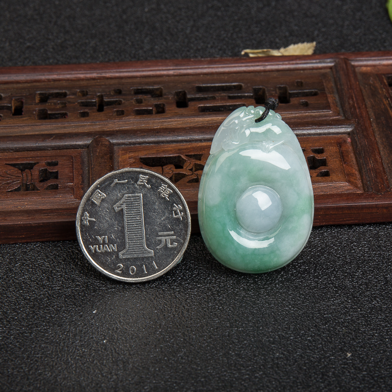 天然缅甸豆种飘翠翡翠福贝吊坠-红掌柜