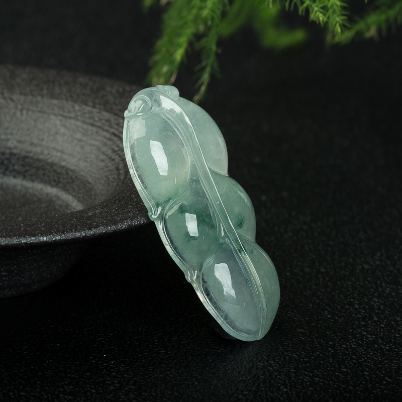 翡翠金枝玉叶吊坠-红掌柜