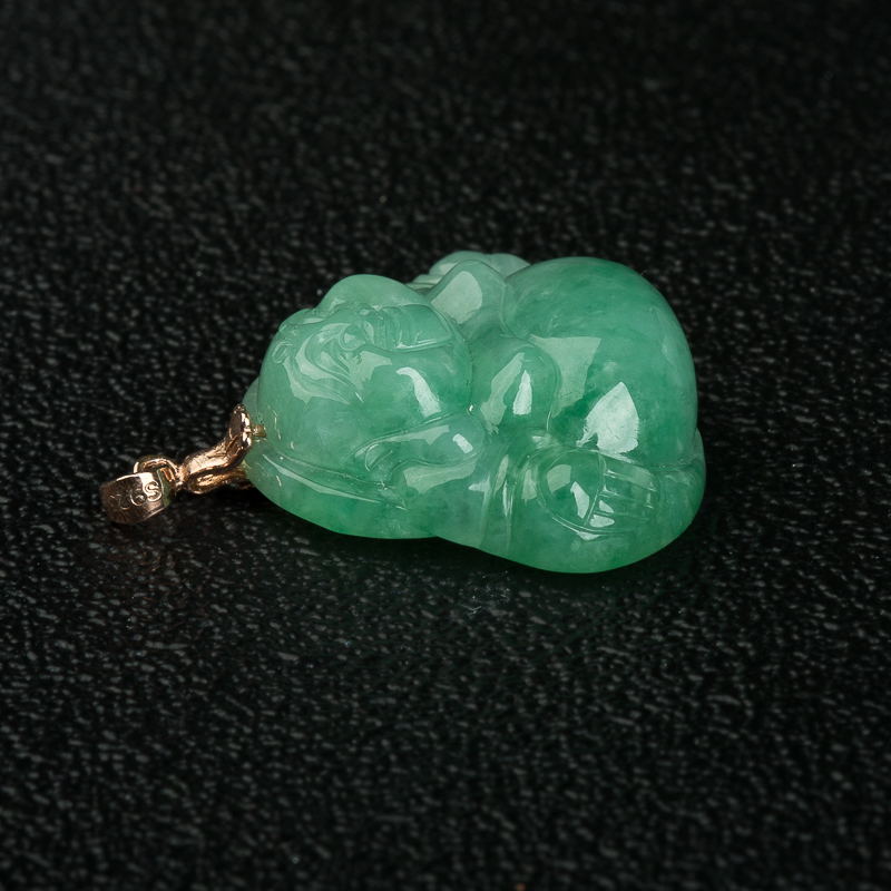 天然豆种翠绿翡翠弥勒佛吊坠-红掌柜