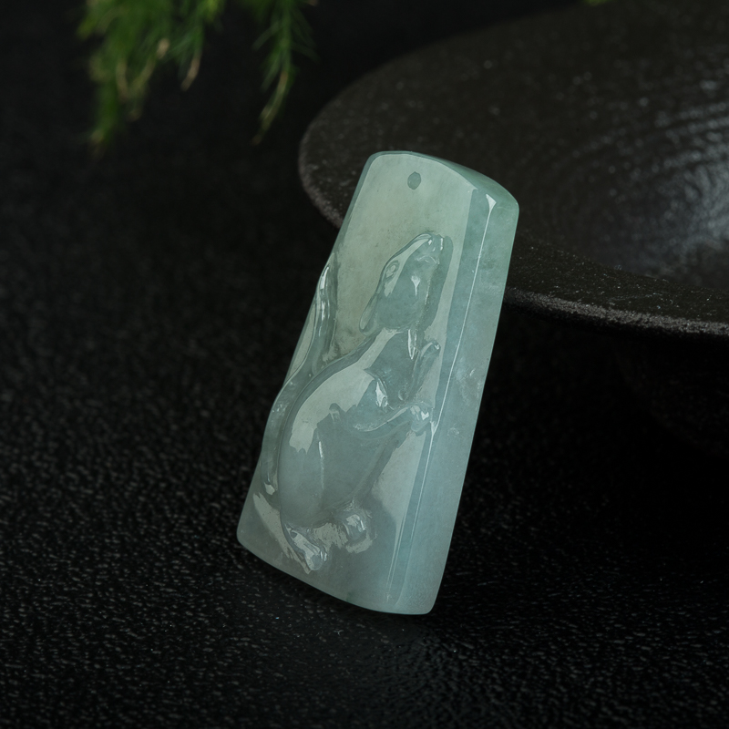 天然缅甸糯种翡翠鼠吊坠-红掌柜