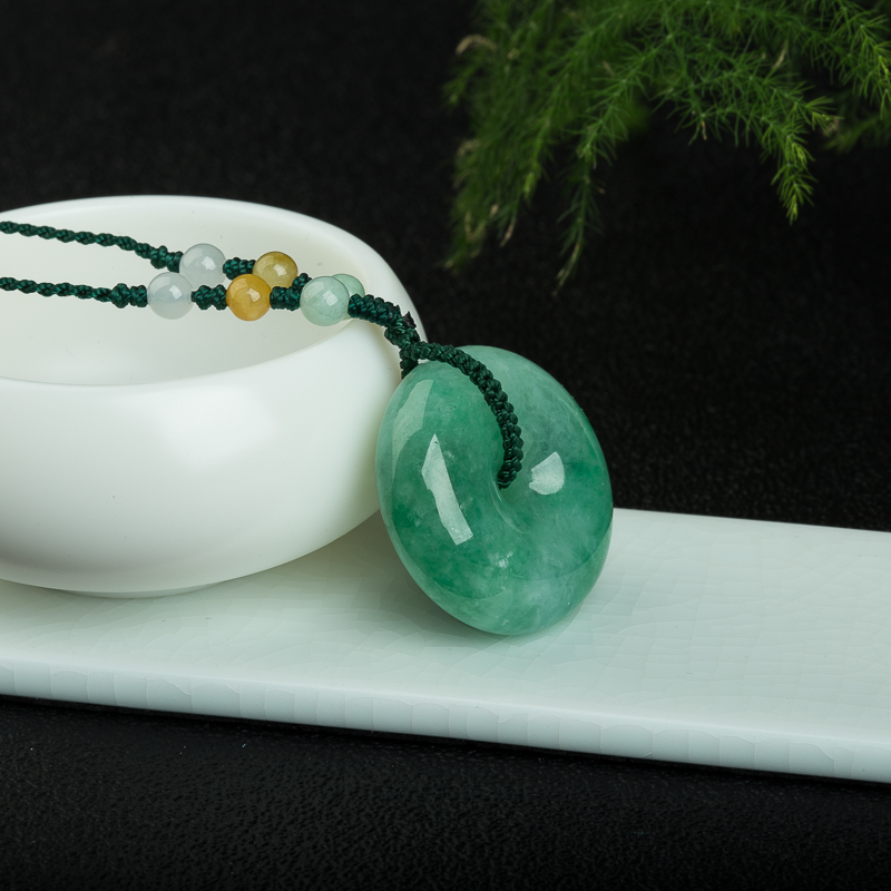 天然缅甸豆种翡翠吊坠-红掌柜