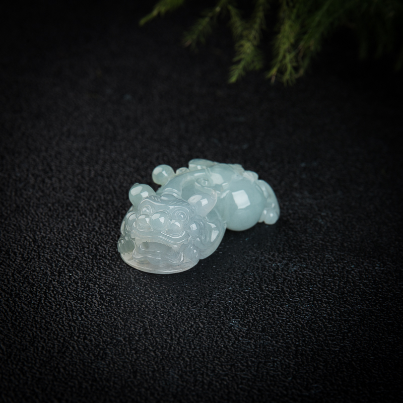 缅甸天然糯冰种翡翠貔貅吊坠-红掌柜