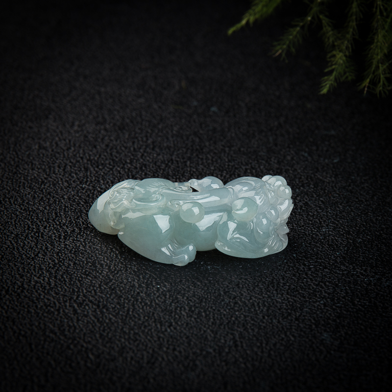 缅甸天然糯冰种淡晴水翡翠吊坠-红掌柜