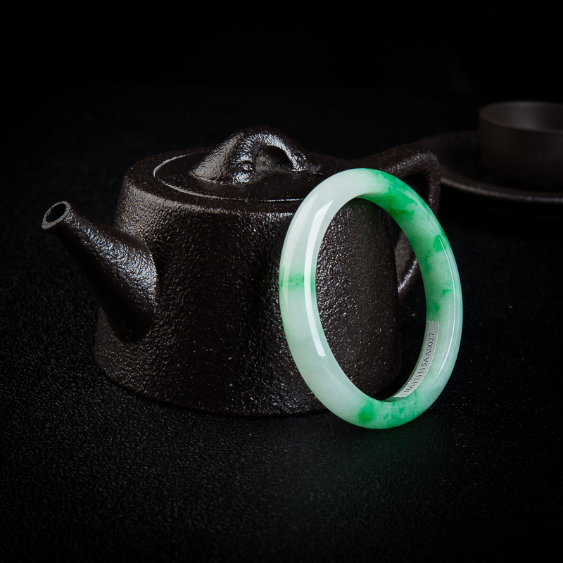 天然糯种飘翠翡翠贵妃镯-红掌柜