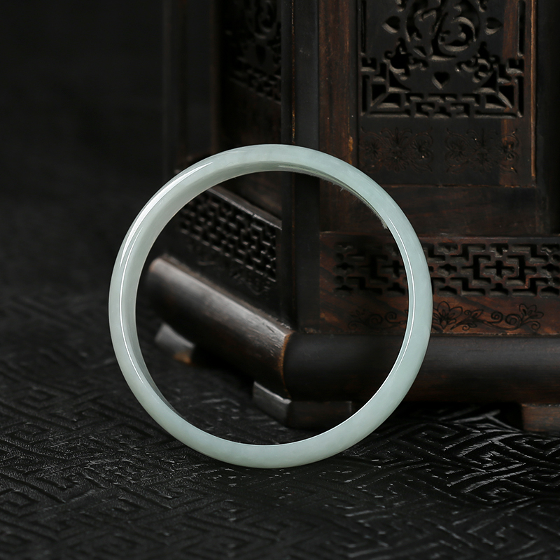 缅甸天然浅绿翡翠手镯-红掌柜