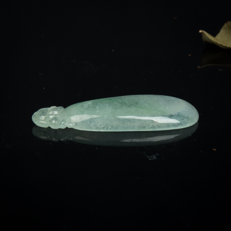 糯冰种浅绿翡翠福瓜吊坠-红掌柜