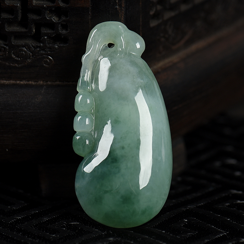 糯种翡翠吊坠-红掌柜