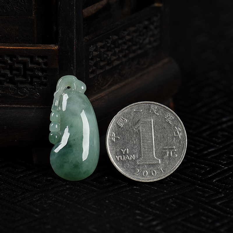 飘花翡翠吊坠-红掌柜