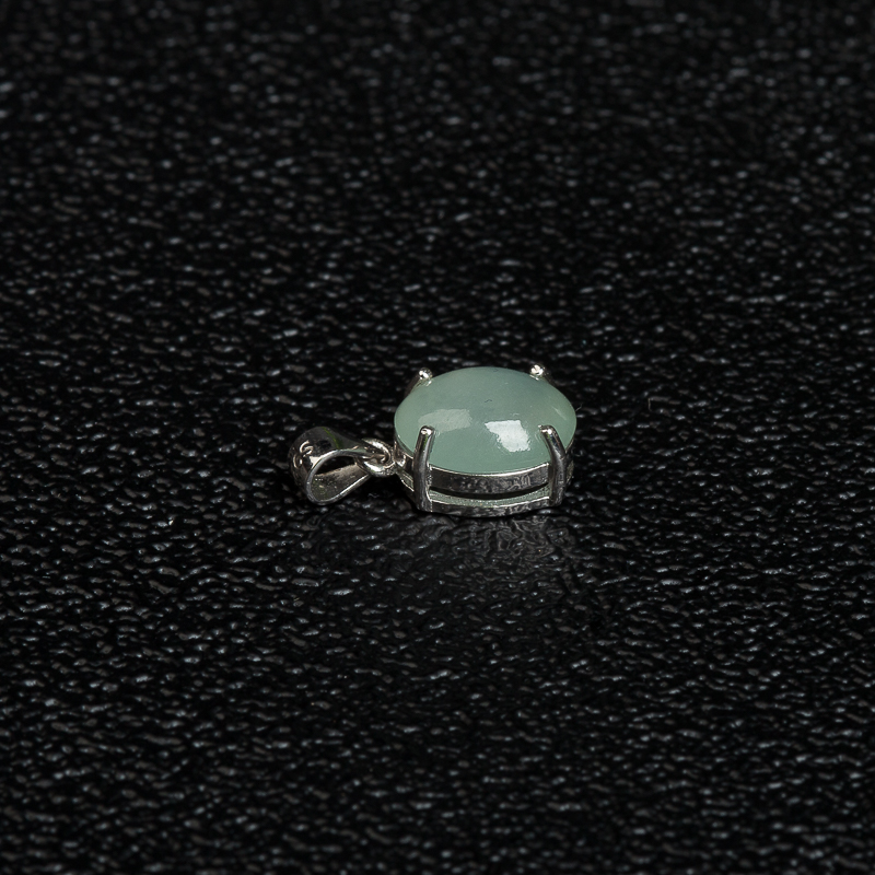 天然缅甸糯种浅绿翡翠吊坠-红掌柜