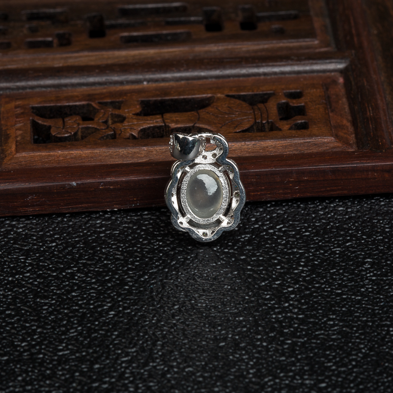 银镶天然缅甸翡翠吊坠-红掌柜