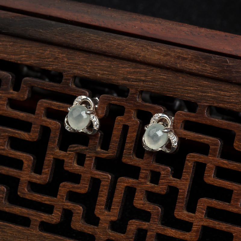 缅甸糯冰种翡翠耳钉-红掌柜