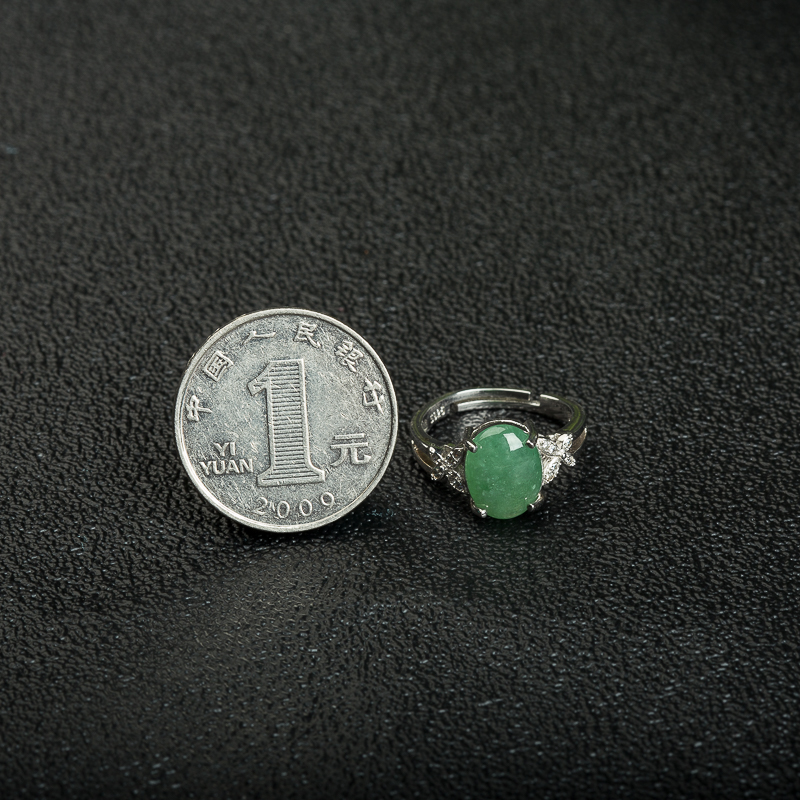 银镶天然缅甸糯冰种浅绿翡翠戒指-红掌柜