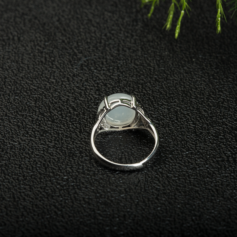 银镶天然糯种翡翠戒指-红掌柜