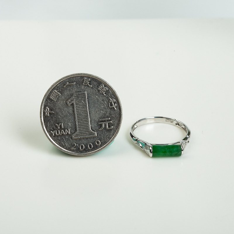 18K天然缅甸糯种豆绿翡翠戒指-红掌柜