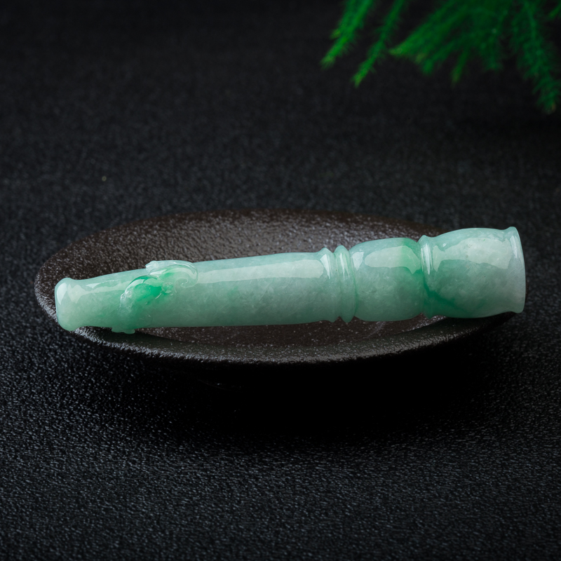 翡翠烟嘴-红掌柜