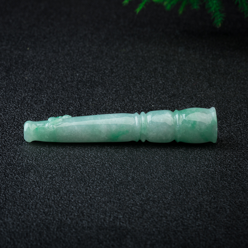 天然缅甸豆种翡翠烟嘴-红掌柜