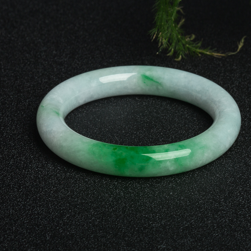 55mm缅甸豆种飘翠翡翠圆镯-红掌柜