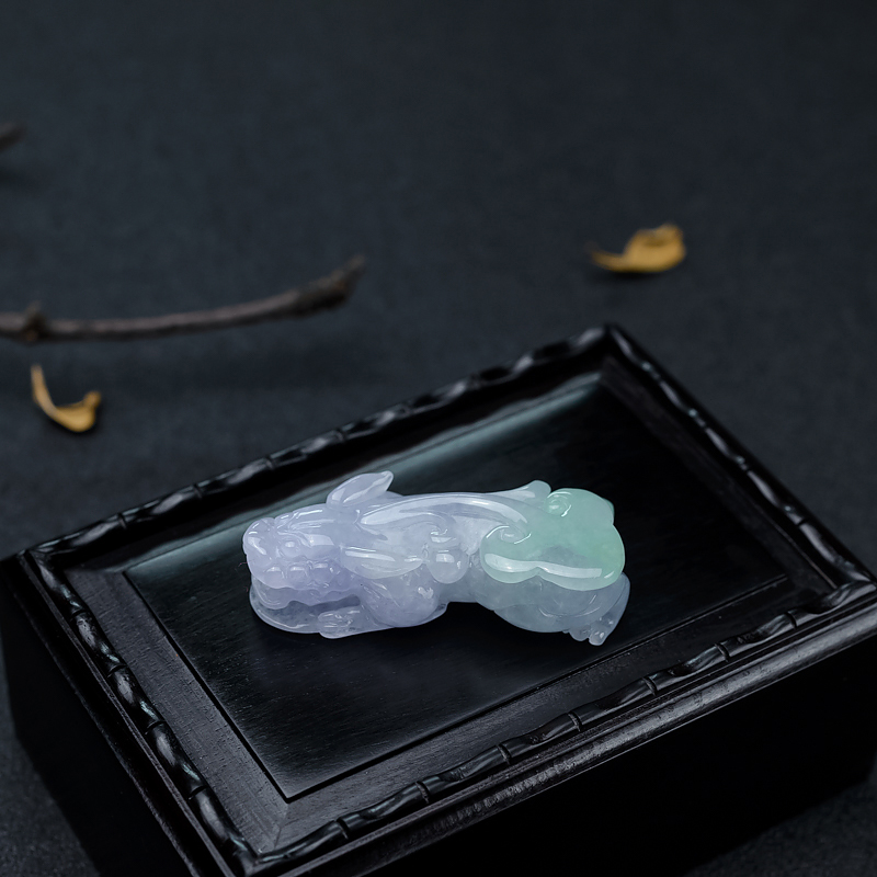 糯种翡翠貔貅吊坠-红掌柜