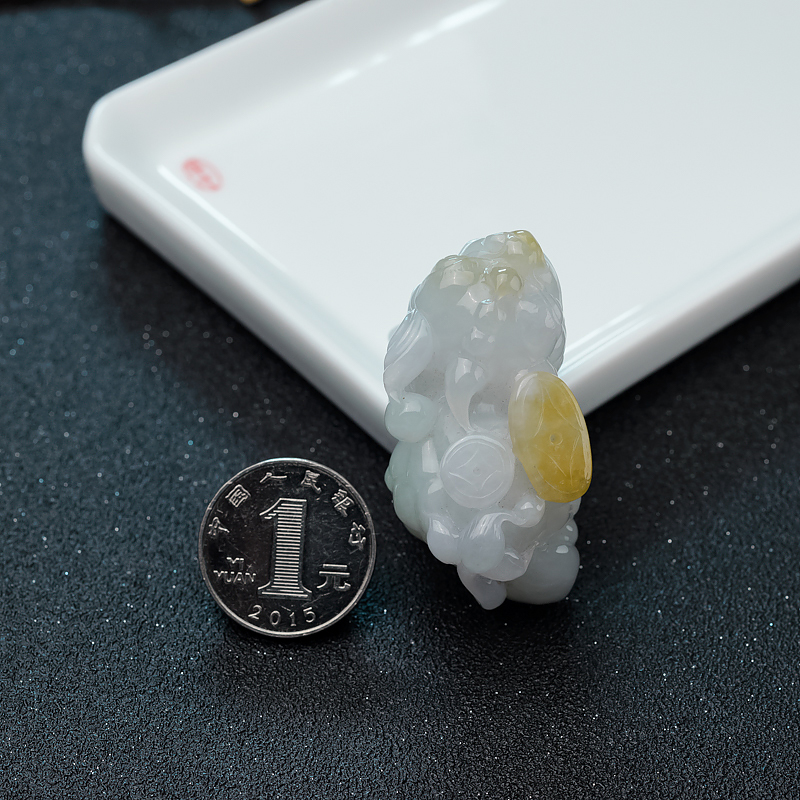 糯种翡翠貔貅吊坠-红掌柜