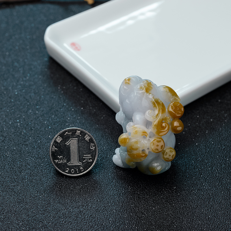 糯种翡翠貔貅吊坠-红掌柜