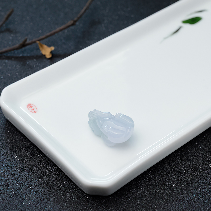 缅甸天然翡翠兔子吊坠-红掌柜