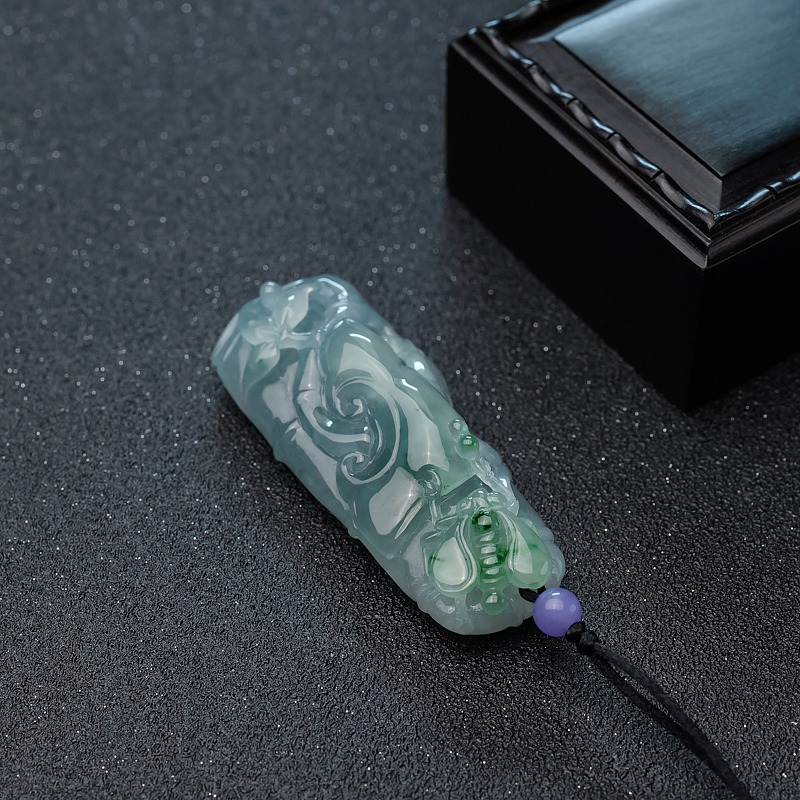 缅甸天然糯冰种飘翠翡翠吊坠-红掌柜