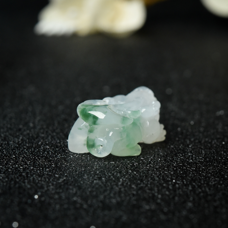 天然翡翠貔貅吊坠-红掌柜