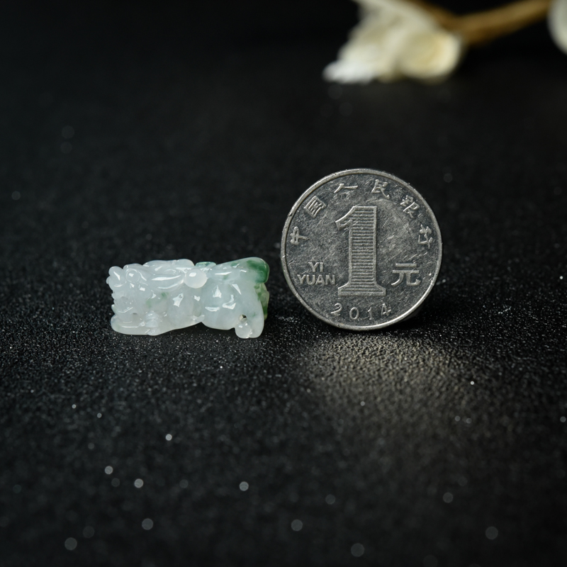 糯种飘花翡翠吊坠-红掌柜