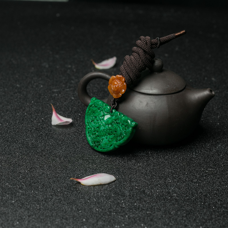 翡翠龙凤吊坠-红掌柜