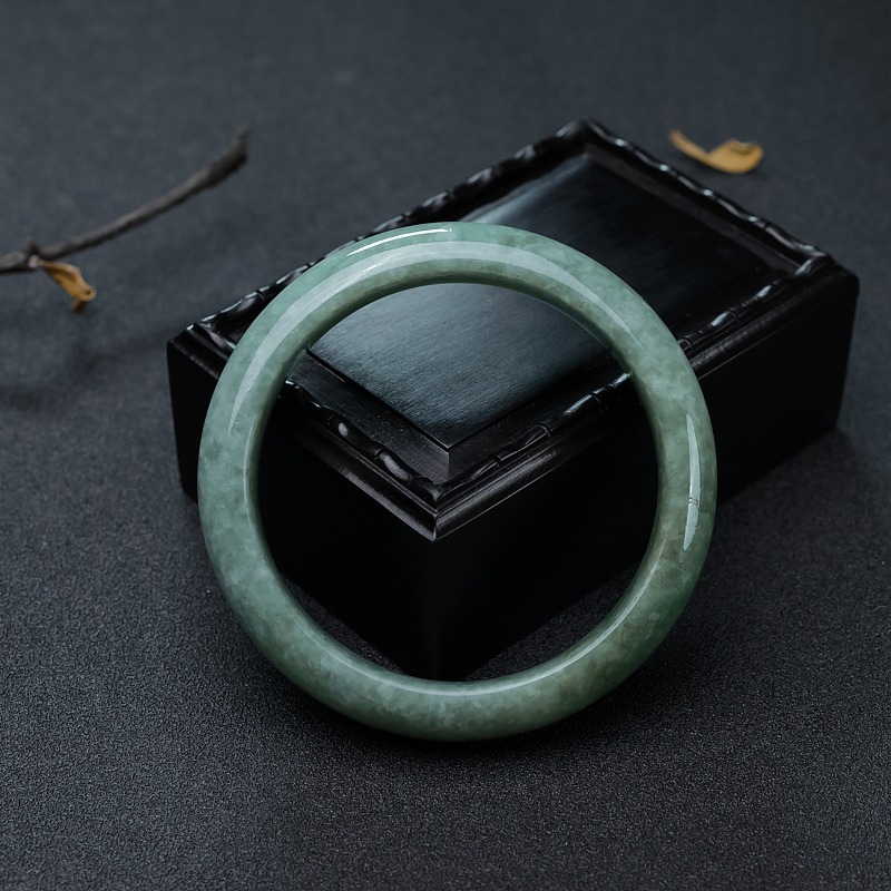 豆种翡翠平安镯-红掌柜