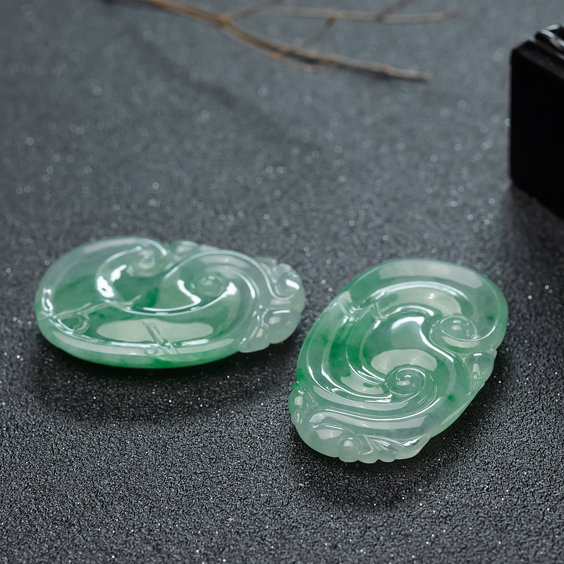 缅甸天然糯种飘翠翡翠吊坠-红掌柜