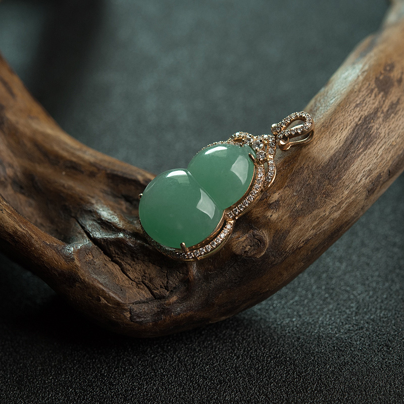 天然翡翠葫芦吊坠-红掌柜