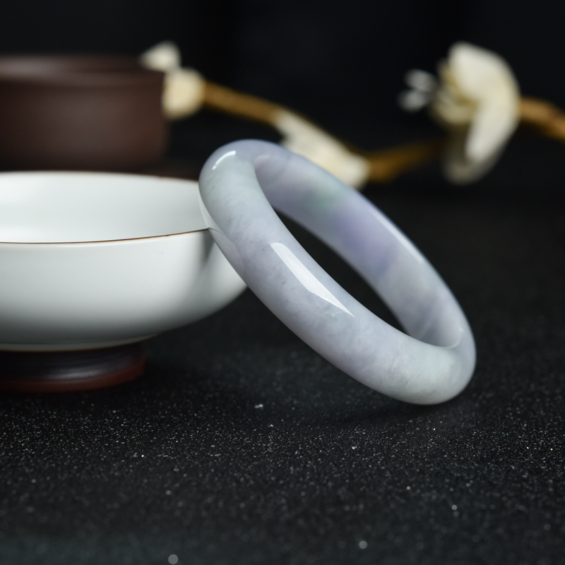 天然糯种春带彩翡翠贵妃镯-红掌柜