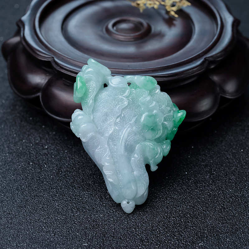 翡翠白菜吊坠-红掌柜