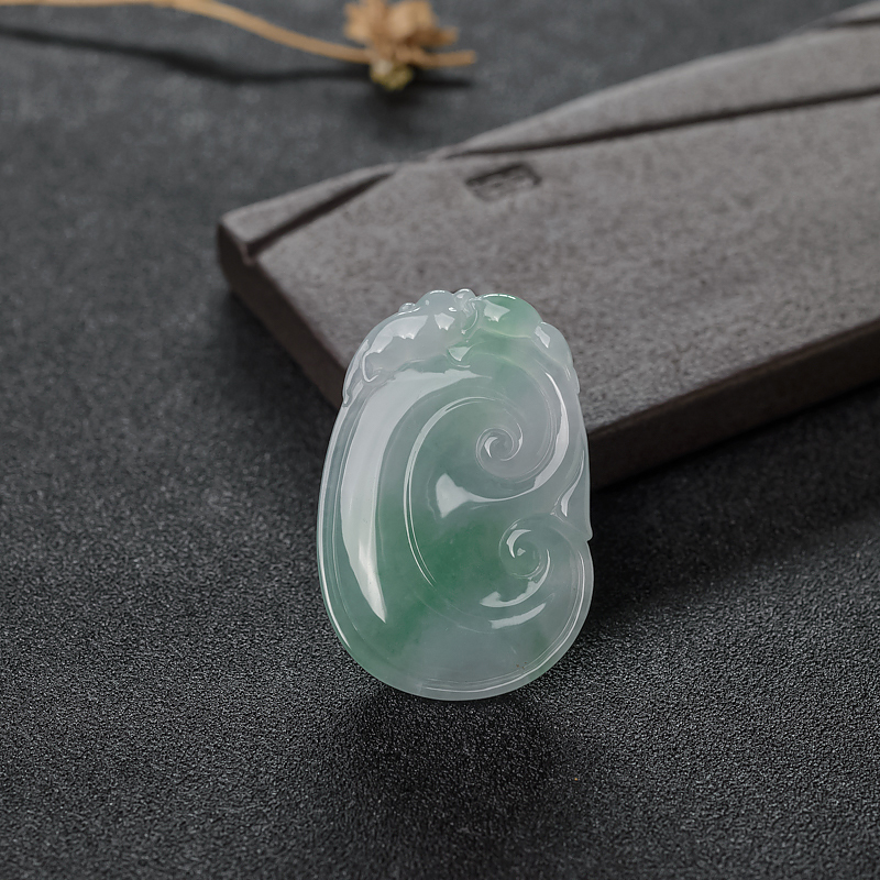 翡翠如意吊坠-红掌柜