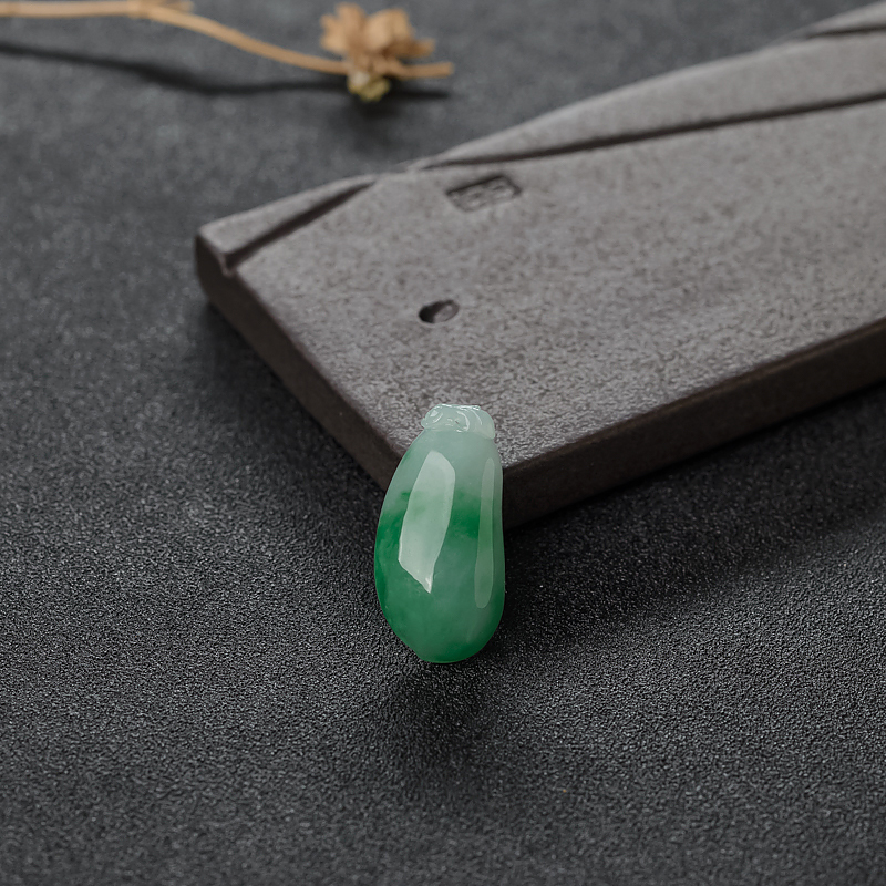 糯种飘翠翡翠福瓜吊坠-红掌柜